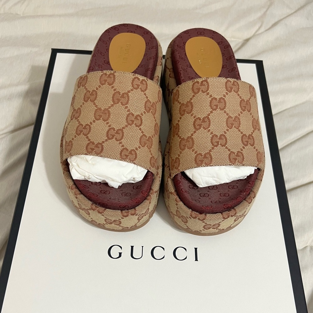 Gucci Platform sandals